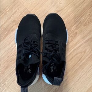 Adidas NMD R1 Parley